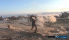 Các phần tử khủng bố giao chiến ác liệt với dân quân SDF trên chiến trường Deir Ezzor. Ảnh minh họa: South Front.