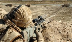 Lính bắn tỉa thuộc Liên minh quân sự do Mỹ dẫn đầu ở Syria. Ảnh minh họa: Masdar News.