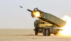 Pháo phản lực tên lửa HIMARS.. Ảnh Al Jazeera