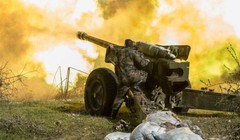 Quân đội Syria pháo kích ở Idlib. Ảnh South Front