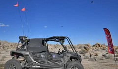 Một phương tiện của đội RACER từ Đại học Washington chuẩn bị cơ động tự hành. Ảnh DAPRA.