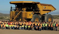 Xe vận tải khai thác điện 793 hạng nặng của Caterpillar. Ảnh Caterpillar