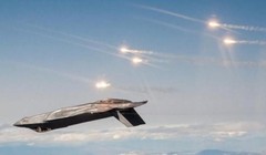 Máy bay chiến đấu tàng hình F-35 thử nghiệm pháo sáng. Ảnh: Cankao