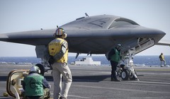 Máy bay không người lái trên tàu sân bay Mỹ (ảnh minh họa)