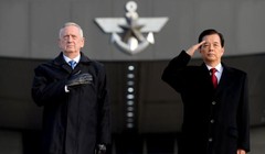 Từ ngày 2 đến ngày 3/2/2017, Bộ trưởng Quốc phòng Mỹ James Mattis thăm Hàn Quốc. Ảnh: Yahoo