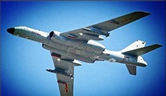 Máy bay ném bom H-6K của Không quân Trung Quốc. Ảnh: Sina