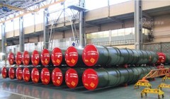 Nga sản xuất tên lửa phòng không S-400. Ảnh: Sina