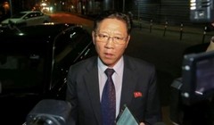 Đại sứ Triều Tiên tại Malaysia Kang Chol trả lời phỏng vấn báo chí ngày 17 tháng 2 năm 2017. Ảnh: ifeng