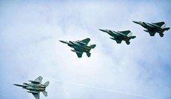 Biên đội 4 máy bay chiến đấu F-15 Lực lượng Phòng vệ Trên không Nhật Bản (ảnh tư liệu(