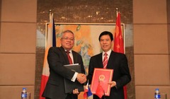 Hội nghị lần thứ 28 của Ủy ban hỗn hợp kinh tế thương mại Trung Quốc - Philippines ngày 7/3/2017. Ảnh: Sina