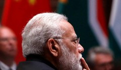 Thủ tướng Narendra Modi đưa ra chiến lược "Make in India". Ảnh: Quartz.
