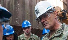 Đô đốc Bill Moran, phó tư lệnh hải quân Mỹ. Ảnh: Stars and Stripes.