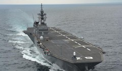 Tàu sân bay trực thăng Izumo Lực lượng Phòng vệ Biển Nhật Bản. Ảnh: Sina