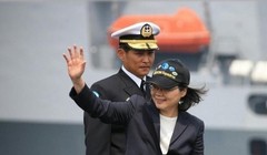 Nhà lãnh đạo Đài Loan, bà Thái Anh Văn thị sát lực lượng tàu ngầm Đài Loan. Ảnh: Sina.