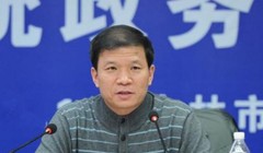 Thôi Hồng Hải, nguyên cục trưởng Cục giám sát thực phẩm và dược phẩm Cát Lâm, Trung Quốc. Ảnh: Ifeng.