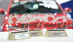 Vinfast lập kỷ lục tại IIMS Surabaya 2025, VF3 được xướng tên ''xe điện đô thị tốt nhất''