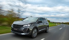 Sở hữu xe Peugeot giá từ 808 triệu đồng cùng quà tặng hấp dẫn 