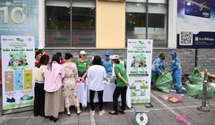 SeABank tổ chức “Ngày hội đổi rác lấy quà” - Lan tỏa lối sống xanh vì Hà Nội sạch đẹp