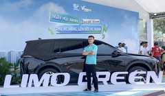 Hàng trăm tài xế công nghệ rủ nhau đến “Ngày hội xanh” tại Hà Nội để lên đời xe điện cực nhàn