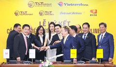 Vietravel Airlines tham gia Triển lãm Thành tựu Đất nước nhân kỷ niệm 80 năm Quốc khánh