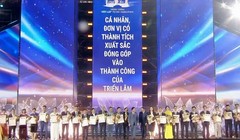  Vietnam Airlines được vinh danh “Không gian trưng bày tiêu biểu” tại Triển lãm Thành tựu đất nước