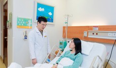 Hành trình tìm lại nụ cười cho những phụ nữ nhiều năm sợ soi gương