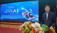 UBND phường Hai Bà Trưng phát động phong trào “Bình dân học vụ số”, thúc đẩy kỹ năng số cho cán bộ