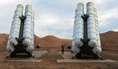 Hệ thống tên lửa S-400 của Nga
