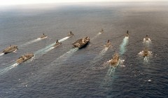 Cụm tác chiến tàu sân bay USS Carl Vinson của Mỹ đang hướng về bán đảo Triều Tiên trong bối cảnh Đông Bắc Á nóng lên