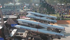 Tên lửa BrahMos của Ấn Độ thu hút sự quan tâm của nhiều nước