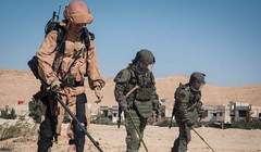 Công binh Nga rà phá bom mìn tại Deir Ezzor