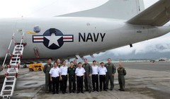 Phái đoàn quân sự Việt Nam thăm không đoàn máy bay trinh sát P-3 Orion của Mỹ