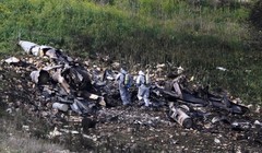 Xác chiếc F-16 của Israel bị phòng không Syria bắn rơi
