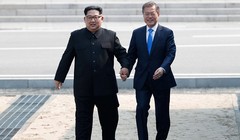 Ông Kim Jong Un và tổng thống Hàn Quốc Moon Jae In trong cuộc gặp lịch sử ở Bàn Môn Điếm