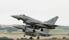 Chiến đấu cơ Typhoon của không quân hoàng gia Anh