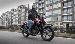 Yamaha YS125 2017: Xe côn tay cho người mới bắt đầu