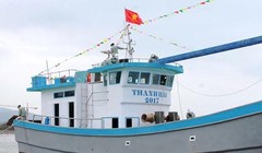 Tàu đánh cá Thanh Hải 2017 hạ thủy tại cảng Hòn Rớ.