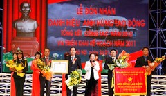 Trịnh Xuân Thanh nhận bằng khen "Anh hùng lao động"