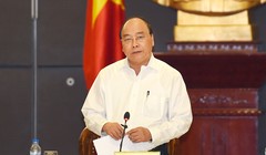 Thủ tướng Nguyễn Xuân Phúc làm việc  với lãnh đạo các bộ, ngành xử lý các kiến nghị của doanh nghiệp.