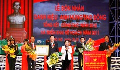 Trịnh Xuân Thanh nhận bằng khen "Anh hùng lao động"
