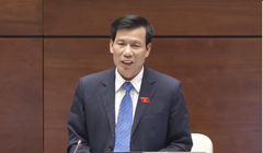 Bộ trưởng Bộ Văn hóa Thể thao và Du lịch Nguyễn Ngọc Thiện tại phiên chất vấn và trả lời chất vấn chiều ngày 13/6