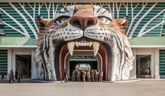 Rạp xiếc là điểm đến thư giãn của người giàu ở Triều Tiên. Nguồn Barcroft Images