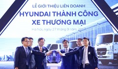 Đại diện Tập đoàn Hyundai - Tập đoàn Thành Công thực hiện nghi lễ hợp tác. Nguồn: Huyndai
