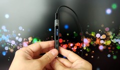 Mỏ hàn: Một người chơi đã sử dụng một chiếc mỏ hàn TS100 để chơi Tetris. Thiết bị này có chiều dài 5,5 mm và chiều rộng 2,5 mm với hai nút bấm và màn hình hiển thị. Kích thước nhỏ và sự nóng lên của thiết bị mỗi khi chơi thua chắc hẳn sẽ mang đến cho ngườ