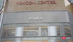 Sáng 9/11, cửa hàng Zara đầu tiên tại Hà Nội bắt đầu mở cửa đón khách. Ảnh: Trần Huyền