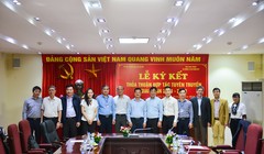 Toàn cảnh buổi ký kết thỏa thuận hợp tác truyền thông