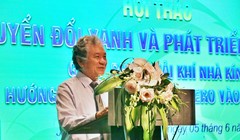 PGS.TS Trương Mạnh Tiến, Ủy viên Đoàn Chủ tịch VUSTA – Tổng Biên tập Tạp chí Kinh tế môi trường phát biểu tại hội thảo. Ảnh: Phương Thảo.