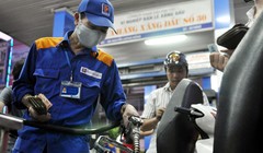 Giá xăng có thể tăng nhẹ vào ngày mai (5/6)