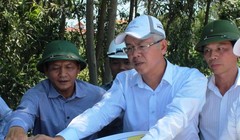 Đoàn công tác của Ủy ban Kinh tế thị sát hiện trường dự án cao tốc Bắc- Nam - Ảnh: Cổng TTĐT Quốc hội