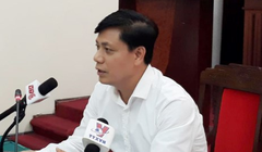 Thứ trưởng Bộ GTVT Nguyễn Ngọc Đông trả lời tại họp báo